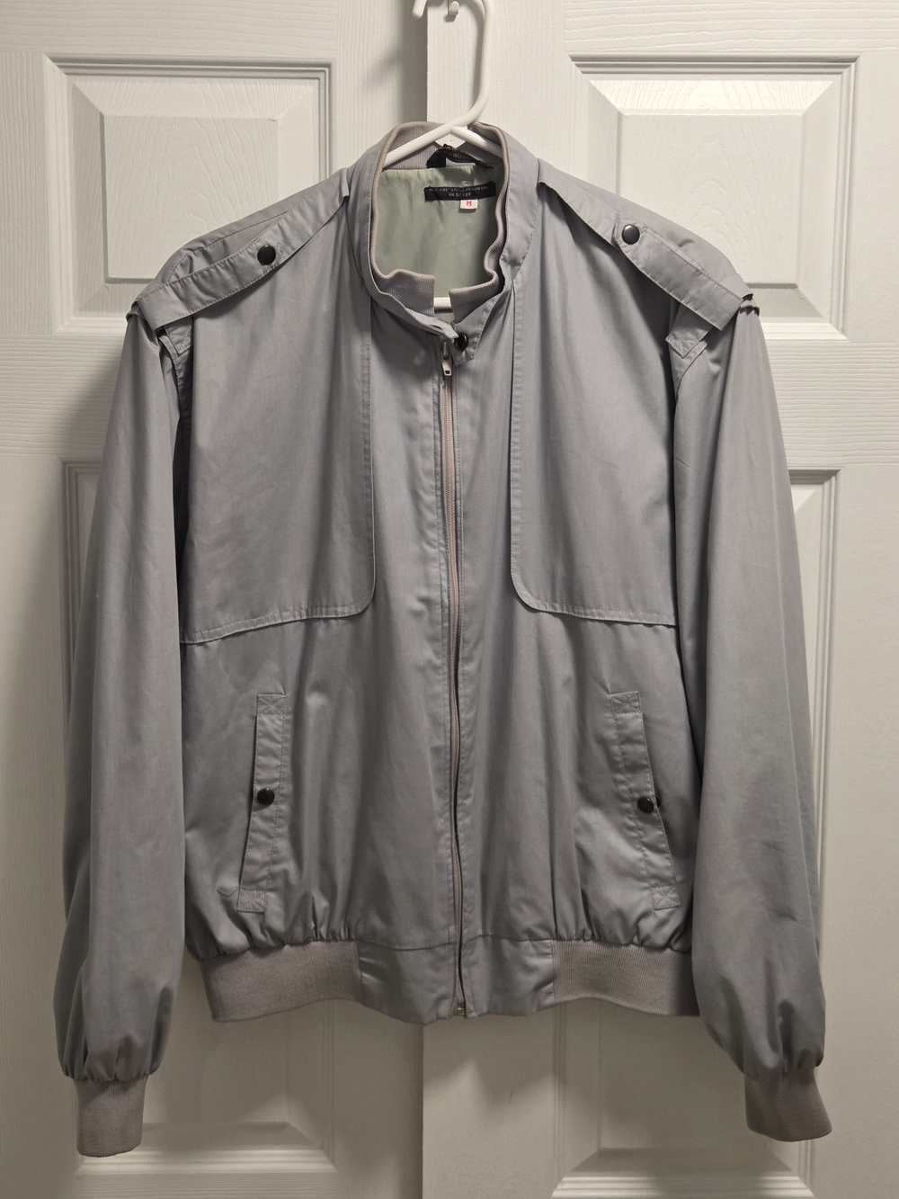 Vintage 1980s Light Gray Men's Zip-Front Bomber Jacket Size Medium 80s